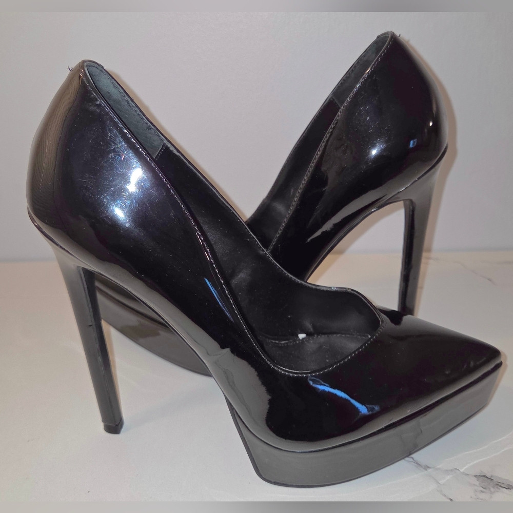 New Steve Madden Black Patent Heels